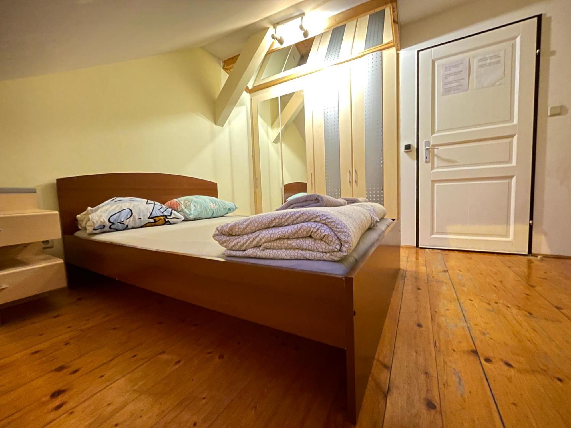Schoepfwerk Hostel 10 Wien Ngoại thất bức ảnh