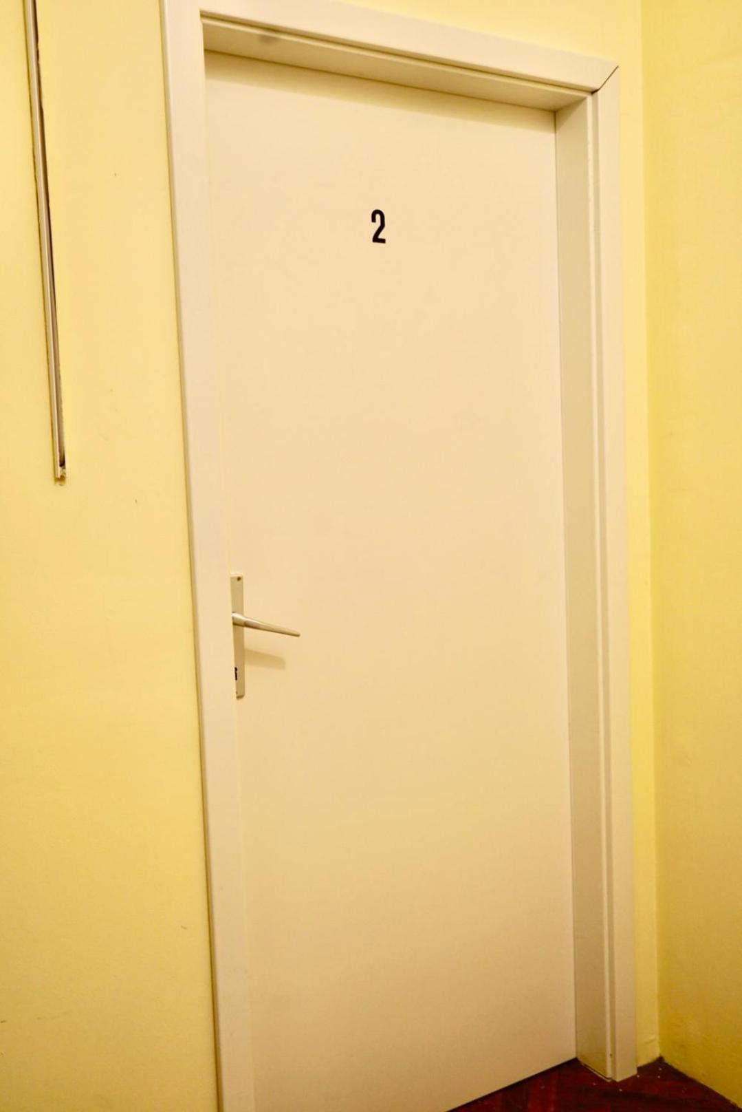 Schoepfwerk Hostel 10 Wien Ngoại thất bức ảnh