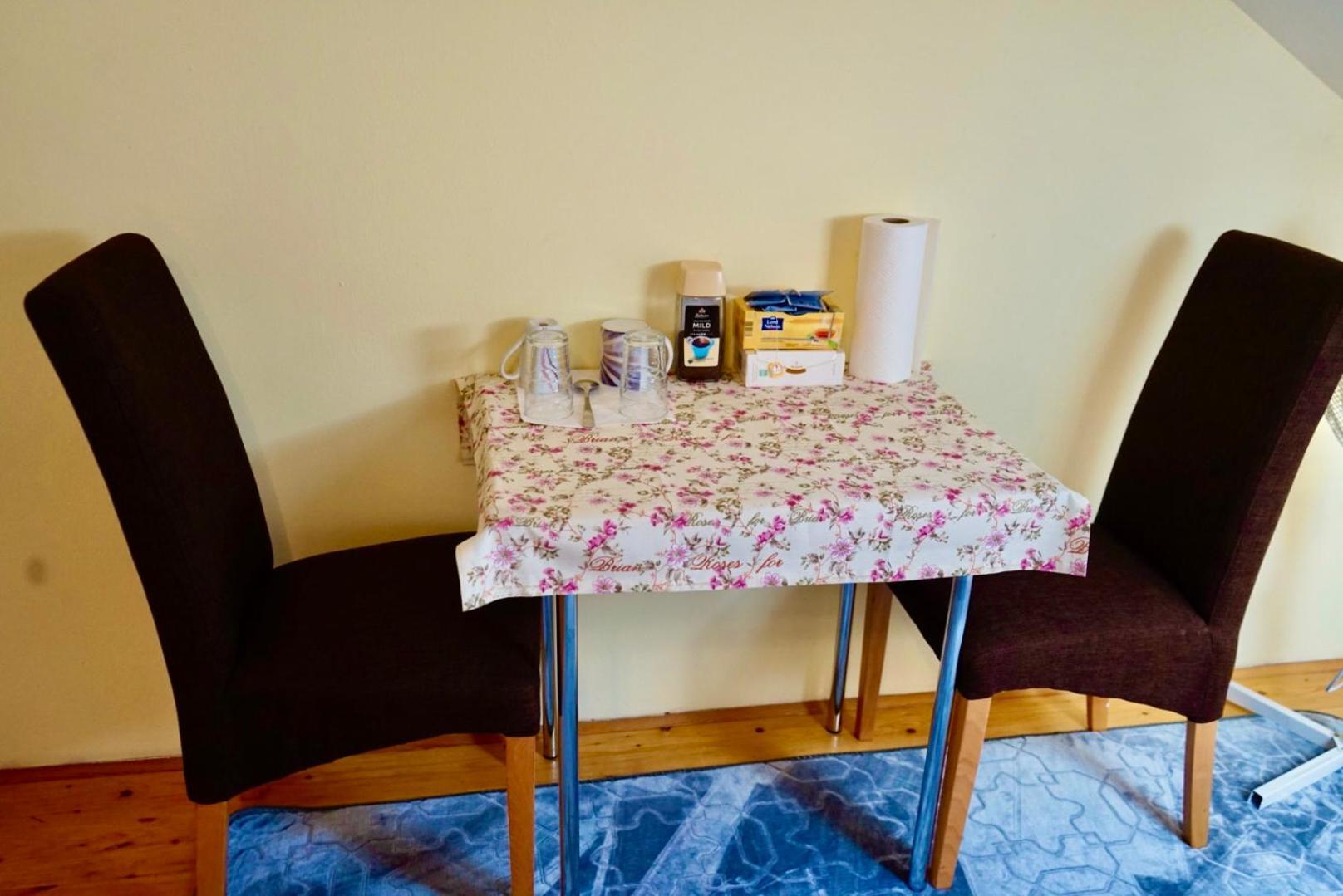 Schoepfwerk Hostel 10 Wien Ngoại thất bức ảnh